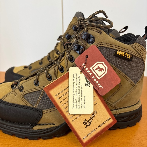 NWT Men’s Danner 452 Radical GTX Boots in Coffee Sz 8 - Picture 3 of 7